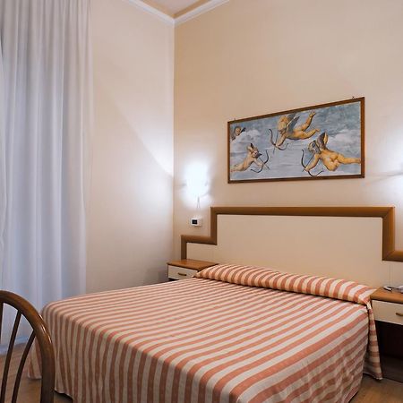 Via Marsaglia Rooms San Remo Kültér fotó