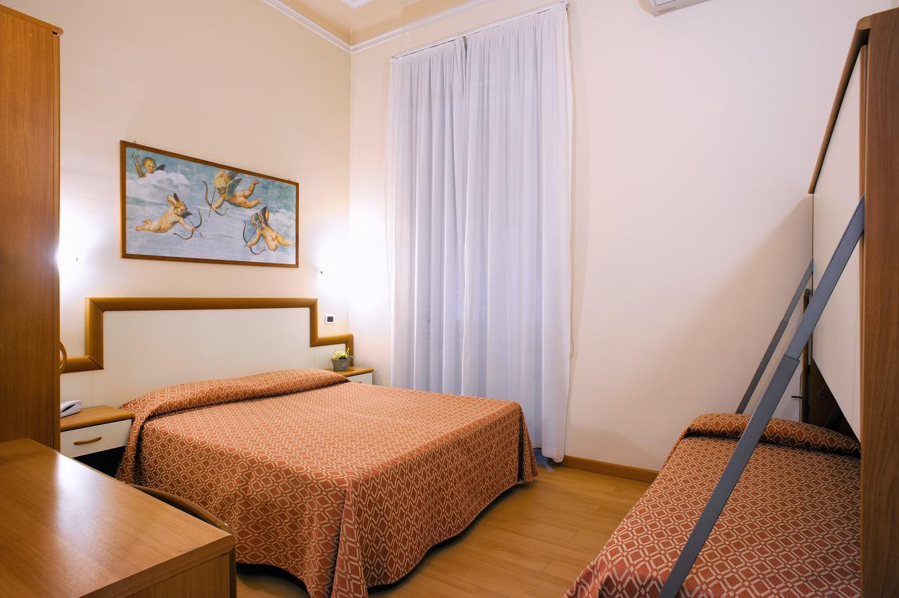 Via Marsaglia Rooms San Remo Kültér fotó