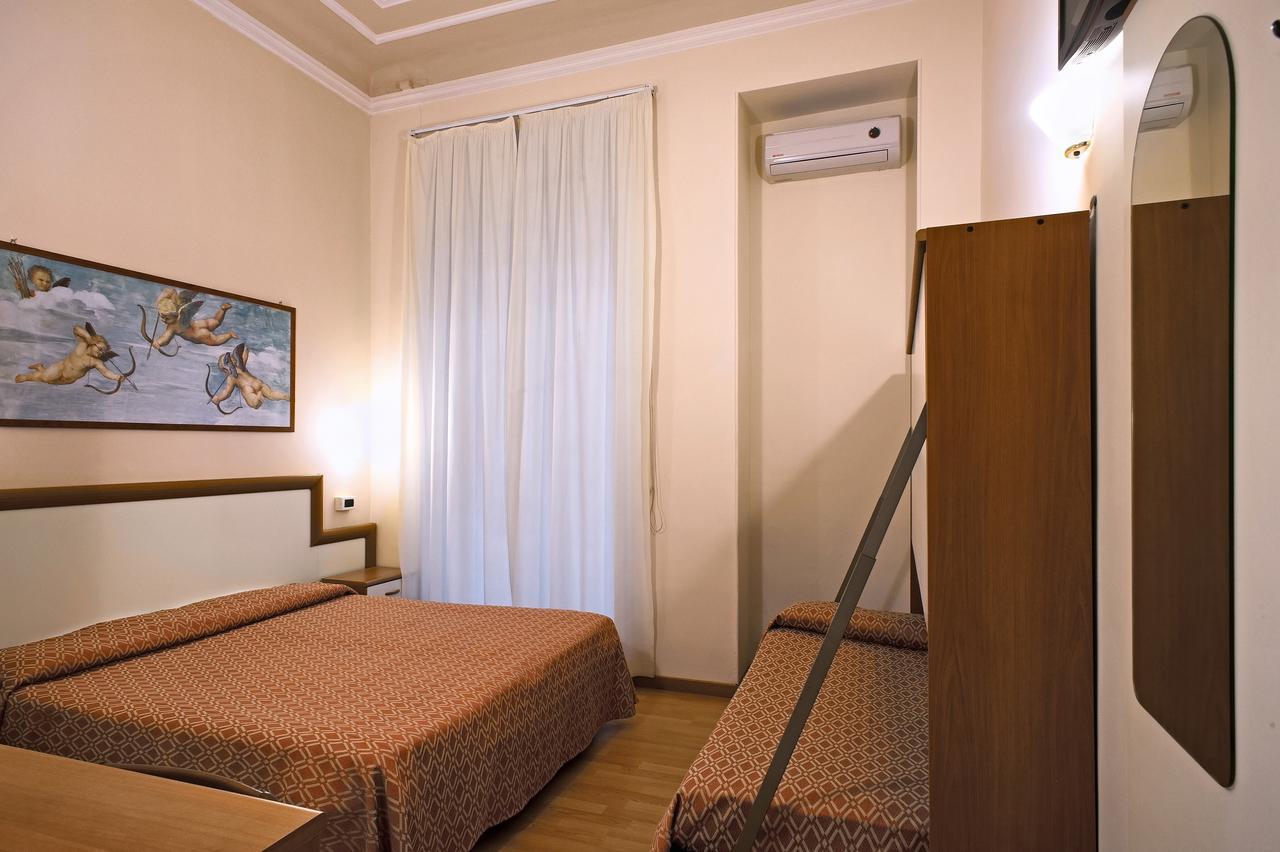 Via Marsaglia Rooms San Remo Kültér fotó
